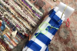 Funda de espuma diseñada para llevar todos nuestros artículos esenciales diarios. ¿Qué necesitarías en el espacio?