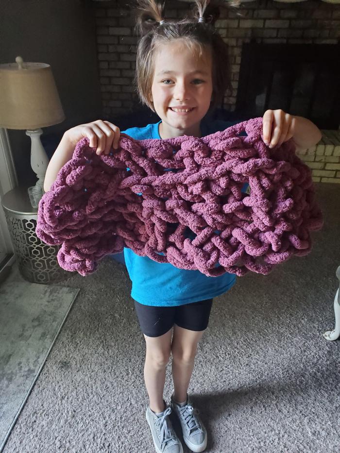 Larning to crochet "I want to make blankets for babies or dogs at the shelter"