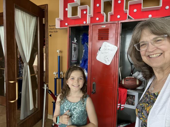 Teatro con cena a la luz de las velas en Johnstown